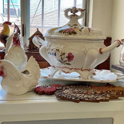 Italian tureen
