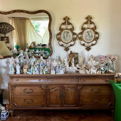 Variety of Victorian-style & Italian figurines.