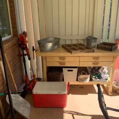 Small work bench/potting bench