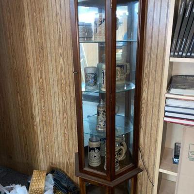 Dark Wood Lighted Display Cabinet w/Mirror back & Glass Shelfs. Collection of Vintage German Beer Steins & Mugs