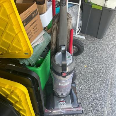 Hoover bagless vacuum
