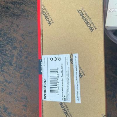 Reciprocating saw blade set