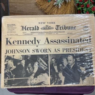 Old newspapers 
