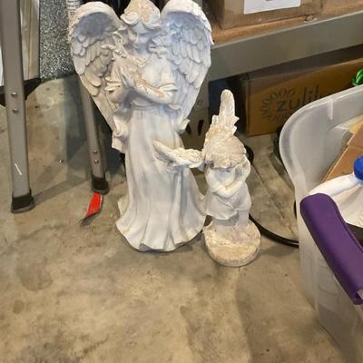 Resin garden angel statue 