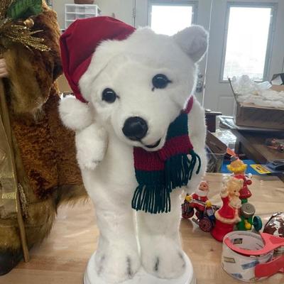 Automated Christmas polar bear