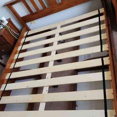 MPS035 - Wooden Bed Frame And Headboard (Queen)