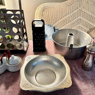 Kitchen Items  in Southbridge, MA 01550