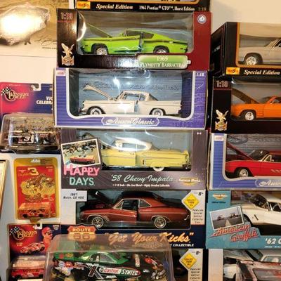 1:18 Die cast metal cars