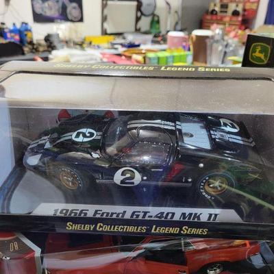 1:18 Die cast metal cars