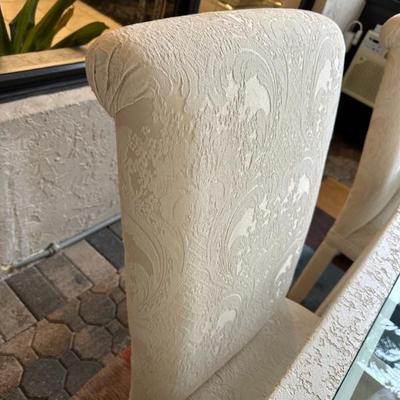 upholstered dining room chairs