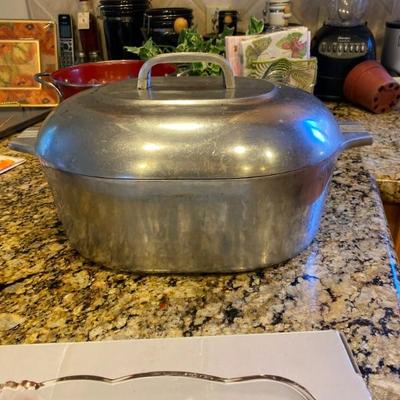 Magnalite Classic Aluminum Dutch Oven Turkey Roaster 15" With Lid