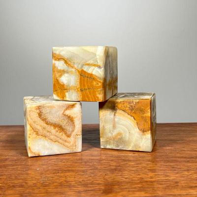(3PC) ONYX CUBES | Three small onyx cubes with marbled stone pattern. - l. 2.5 x w. 2.5 x h. 2.5 in 