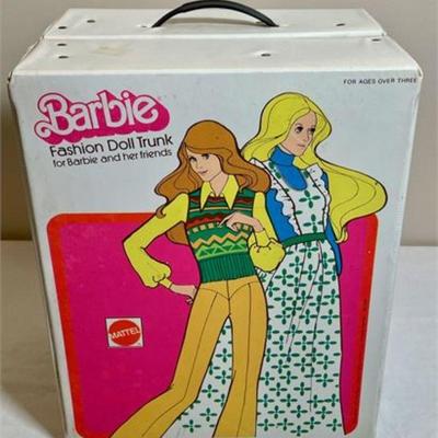 Lot 212   8 Bid(s)
Vintage 1975 Barbie Trunk