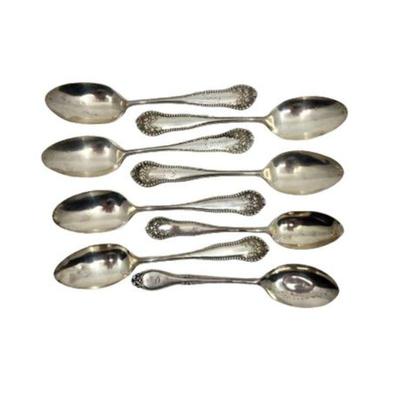 Lot 061   13 Bid(s)
8 Towle Sterling Demitasse Spoons