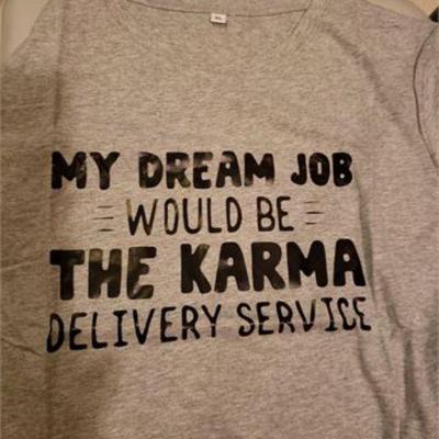 Lot 299   7 Bid(s)
T shirt, Karma Delivery Service, Xl