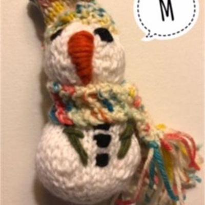 Lot 281   15 Bid(s)
Hand Knit Snowman M