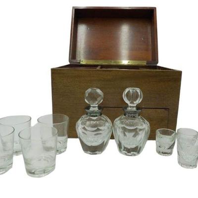 1920s GLASSESs LIQUOR CABINET 2 DECANTERS & 8 GLASSES