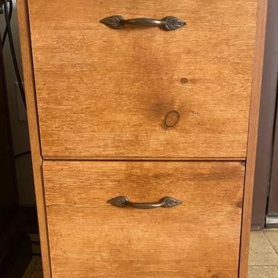 Wood 2-Drawer Filing Cabinet 