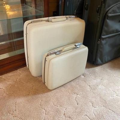 American Tourister.