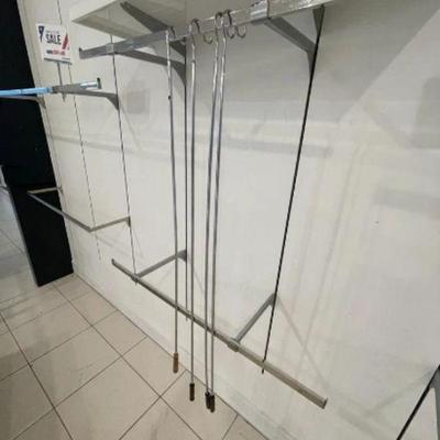 https://auctions4america.proxibid.com/Auctions-4-America/High-End-Retail-Display-Units-and-More/event-catalog/248907