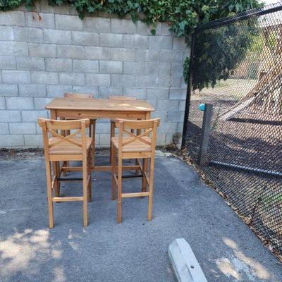 Kitchen table