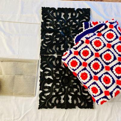 HPT137 Hand Made Coverlet, Decor Items