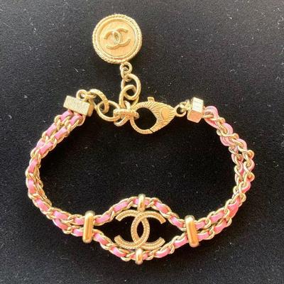 HPT123 CHANEL Pink Goldtone Bracelet
