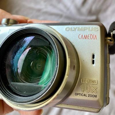 HPT133 Olympus Camera 10 X Optical Zoom 