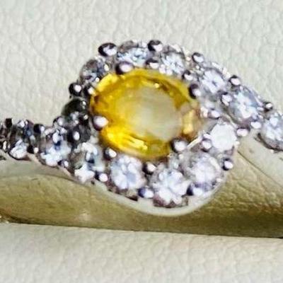 HPT132 Yellow Saphire Diamond Ring