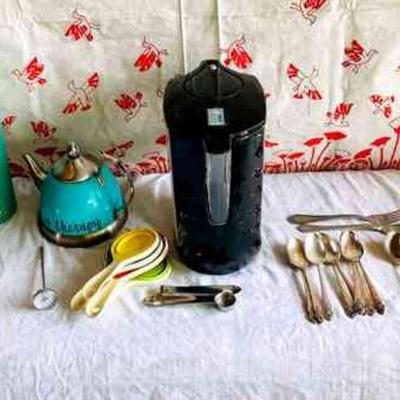 HPT141 Kitchen Miscellaneous 