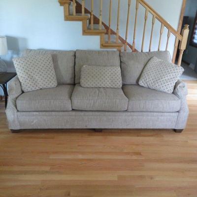 King Hickory Brand 88 x 40 x 36"   	
