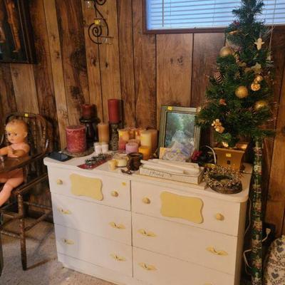 chest of drawers and Holiday