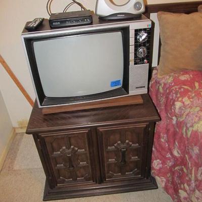 Cool retro 1985 TV 