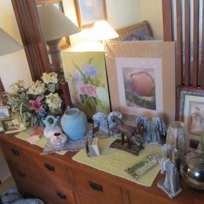 Mission-style dresser & mirror