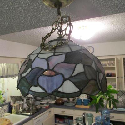 Tiffany-styled-stained glass hanging fixture. (After purchase, it can be taken down after the sale is over on Sunday)