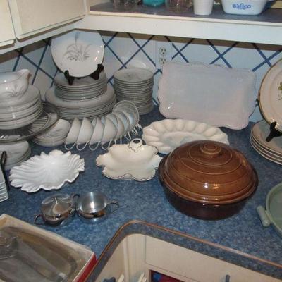 63pc Wentworth fine china "Silver Wheat"