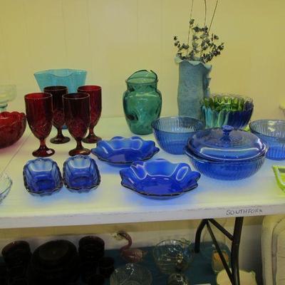 Beautiful vintage radiant glassware & fine display items.  