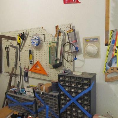 The tools!!! Heck yeah!  We have tons of power tools, yard tools, hand tools, antique tools, workbenches, ladders, toolboxes, storage...