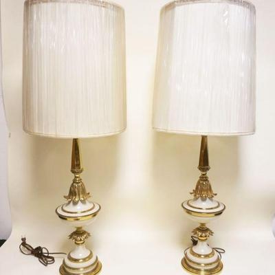 1112	PAIR OF STIFFEL BRASS TABLE LAMPS W/IVORY ENAMEL ACCENTS, APPROXIMATELY 41 1/2 IN HIGH
