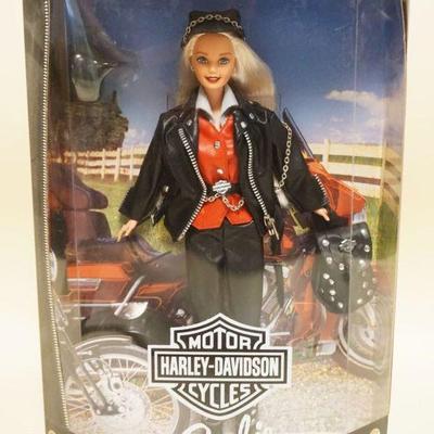 1301	1997 LIMITED EDITION HARYLEY DAVIDSON BARBIE DOLL IN BOX
