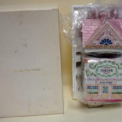1091	LENOX VILLAGE COLLECTION, SUGAR CANNISTER, BOXED, APPROXIMATELY 10 IN

