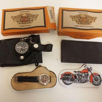 1314	HARLEY DAVIDSON LOT INCLUDING BOXED POCKET WATCH W/LEATHER POUCH, BILLFOLD BOXED & WRISTWATCH IN TIN CASE

