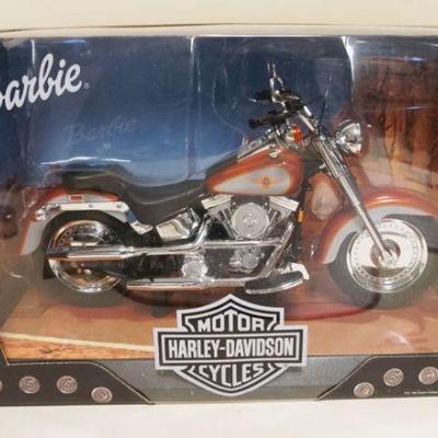 1306	1999 MATTEL BARBIE HARLEY DAVIDSON MOTORCYCLE IN BOX
