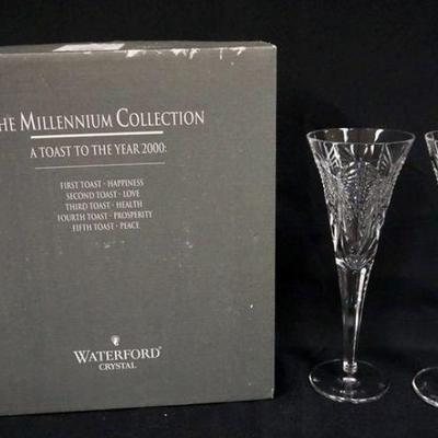 1029	WATERFORD CRYSTAL MILLENNIUM COLLLECTION TOASTING FLUTES *HAPPINESS PAIR*
