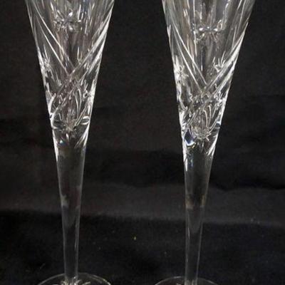 1047	WATERFORD PAIR OF 11 IN FLUTES
