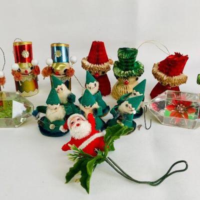 JIFI215 Vintage Christmas Tree Decorations	3-Bristle,pipe cleaner, drummer boy ornaments.
