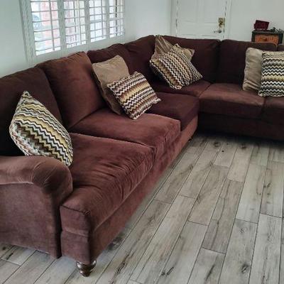 Beautiful Sectional Sofa, purchased new in 2018 for more than $3500