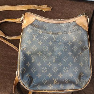 Louis Vuitton handbag 