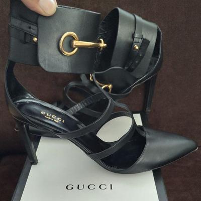Gucci shoes 