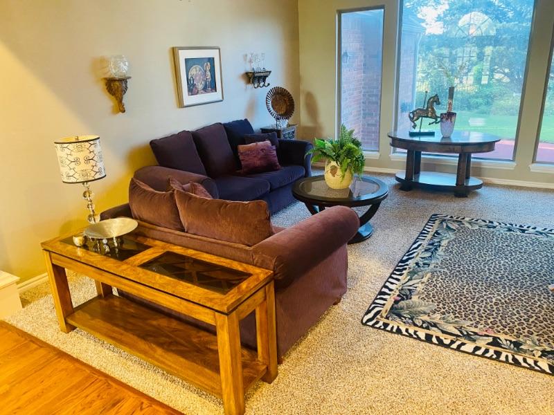 Completely Cute in Coffee Creek Edmond Estate Sale